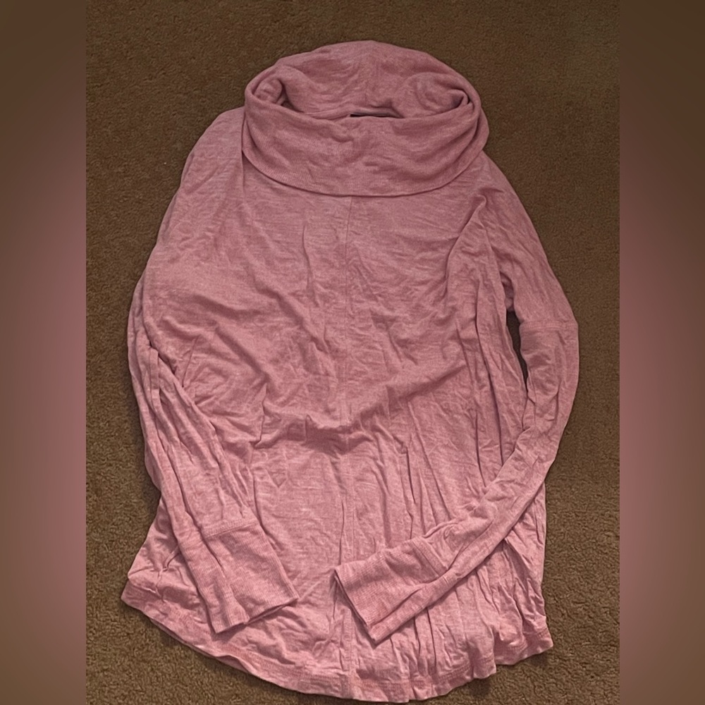 Cowl/turtle neck soft shirt